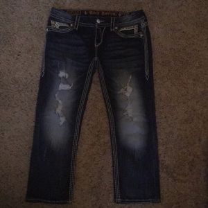 Women’s Rock Revival, Noelle Capri